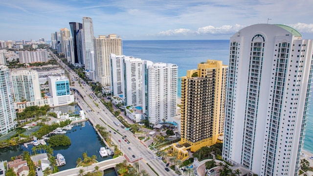 bird's eye view featuring a water view