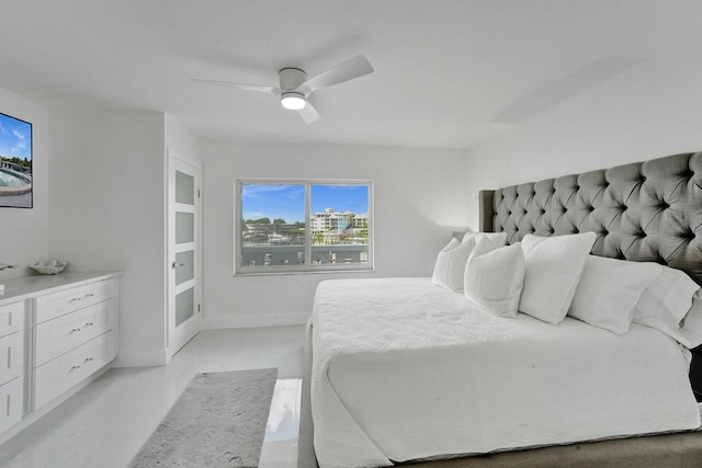 bedroom featuring ceiling fan