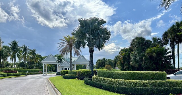 7795 Ironhorse Blvd, West Palm Beach, FL 33412