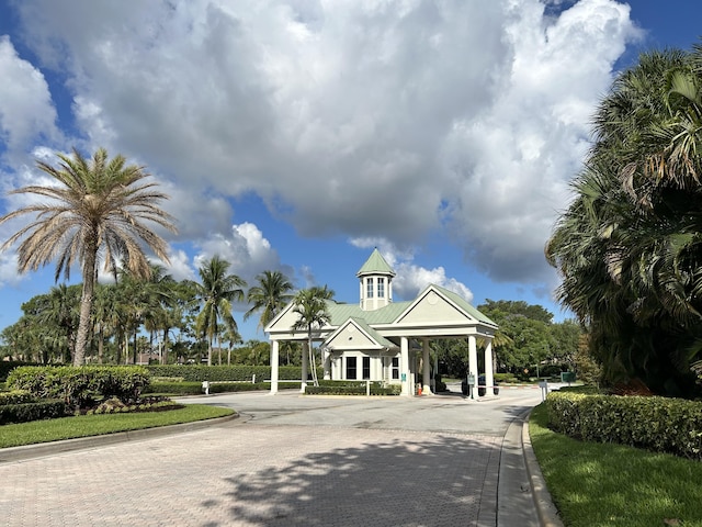 7795 Ironhorse Blvd, West Palm Beach, FL 33412