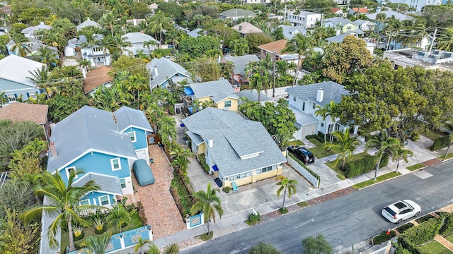 birds eye view of property featuring a residential view