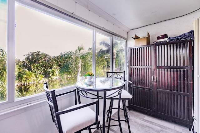 view of sunroom / solarium