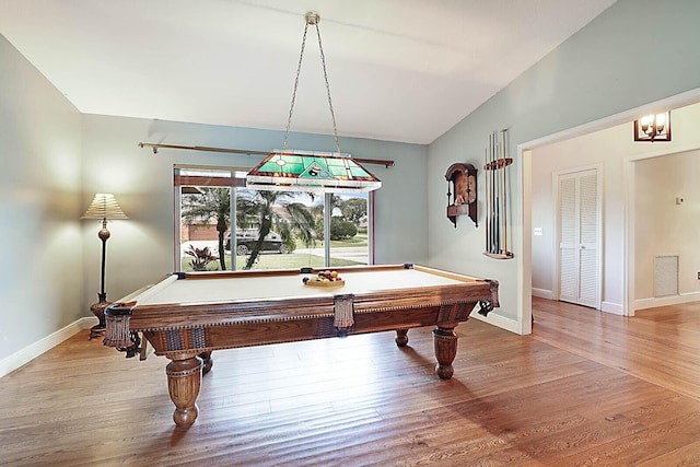 playroom with baseboards, visible vents, lofted ceiling, wood finished floors, and pool table