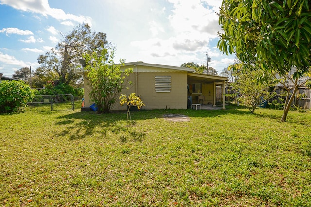 view of yard with a patio area