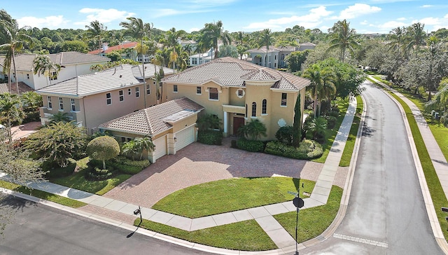 bird's eye view with a residential view