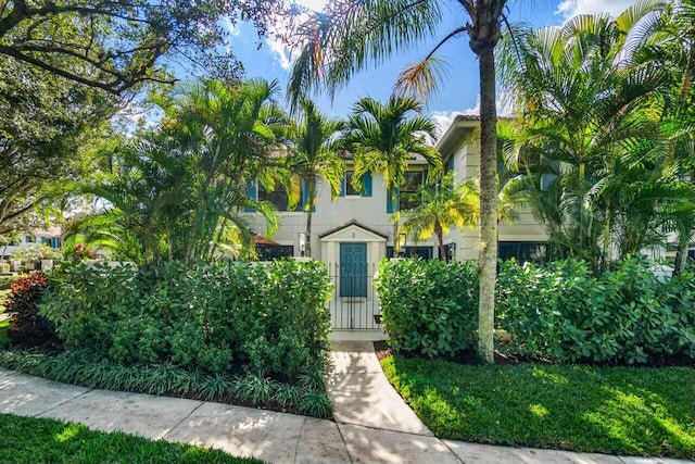 view of front of home