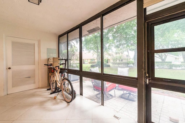 view of sunroom / solarium