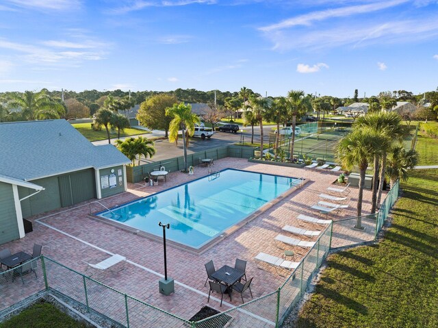 view of swimming pool featuring a patio