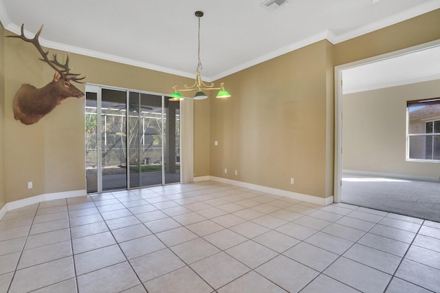 tiled spare room with a notable chandelier and crown molding