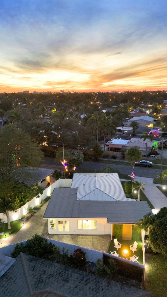 view of aerial view at dusk