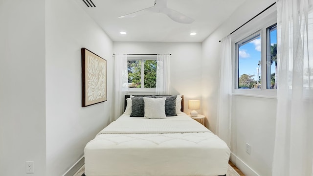 bedroom featuring ceiling fan