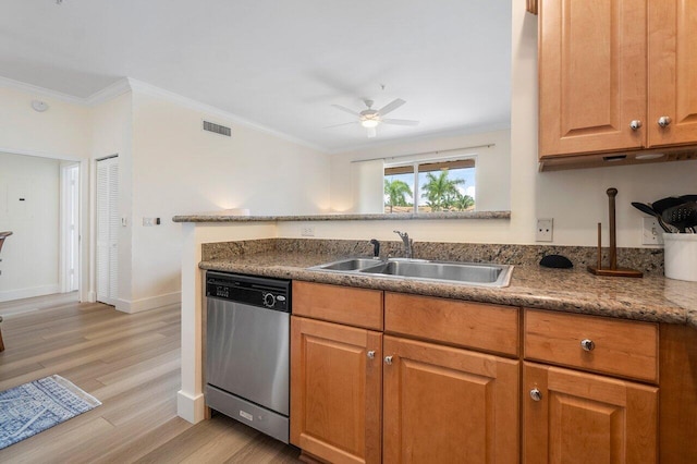 kitchen featuring stainless steel dishwasher, ornamental molding, ceiling fan, sink, and light hardwood / wood-style flooring