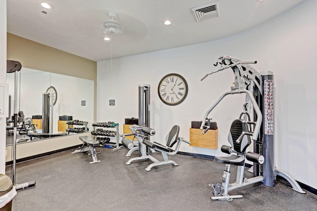 exercise room featuring ceiling fan