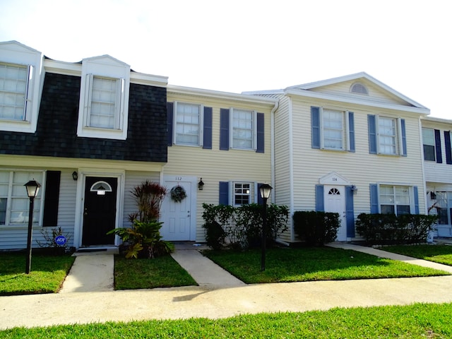 view of townhome / multi-family property