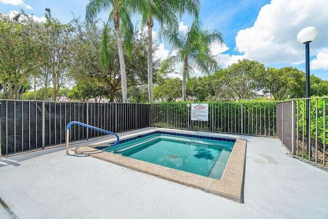 view of swimming pool