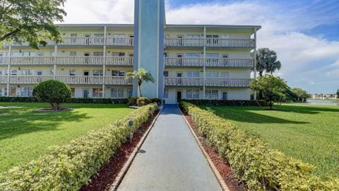 view of building exterior