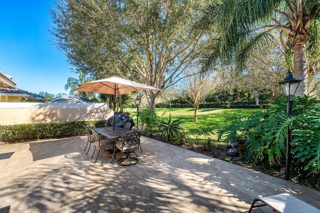 view of patio / terrace with outdoor dining area