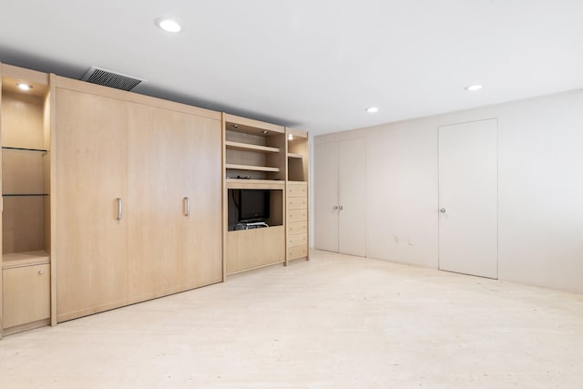 view of unfurnished living room