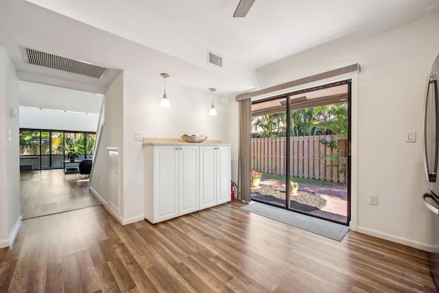 unfurnished room featuring light hardwood / wood-style flooring