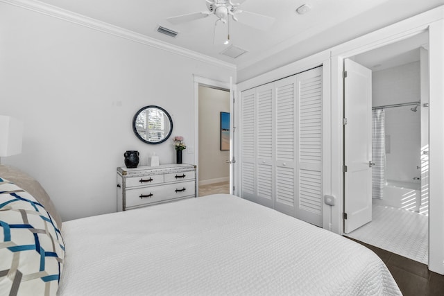 bedroom featuring ceiling fan, ornamental molding, and a closet