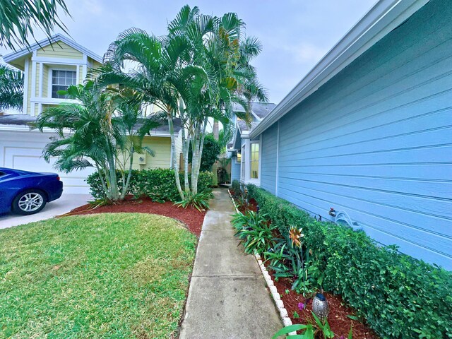 view of yard with a water view