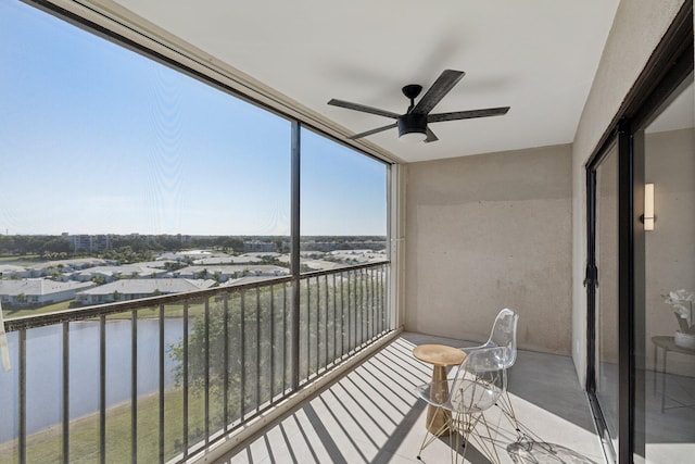 balcony with ceiling fan