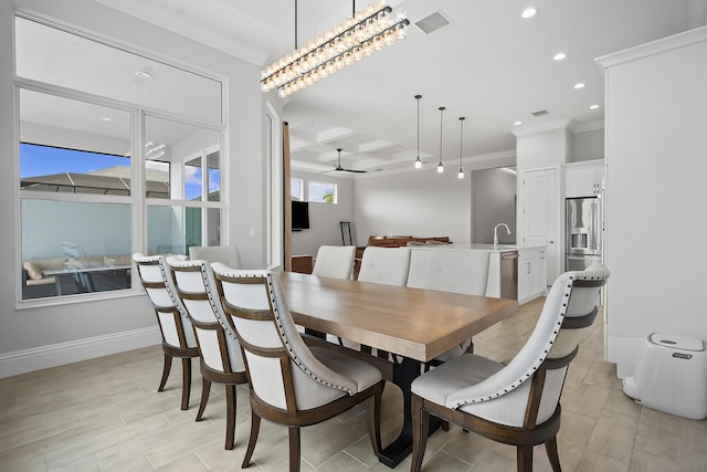 dining space with visible vents, baseboards, ceiling fan, ornamental molding, and recessed lighting