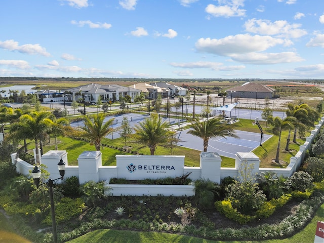 drone / aerial view with a residential view