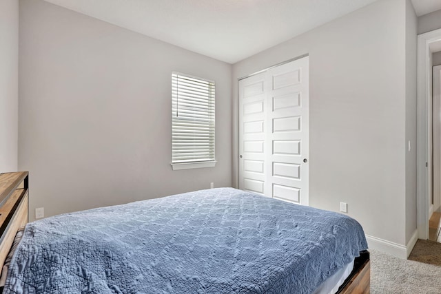 bedroom with a closet