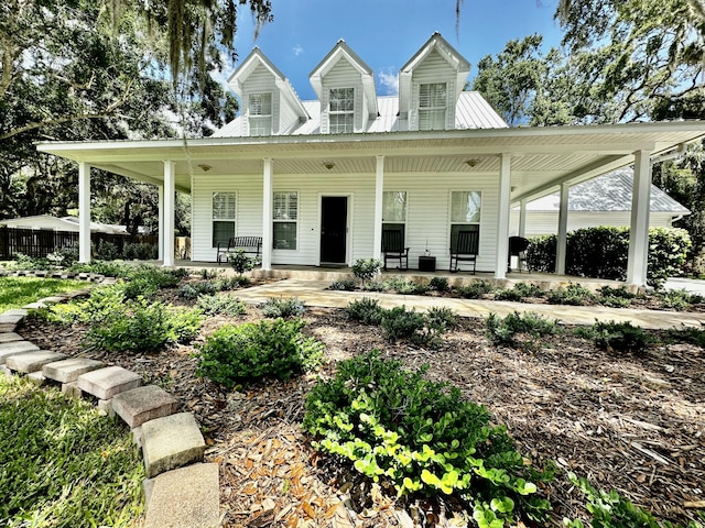 view of front facade with a porch