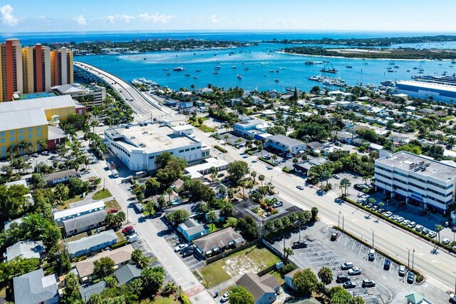 186 E Blue E Heron Blvd, Riviera Beach, FL 33404