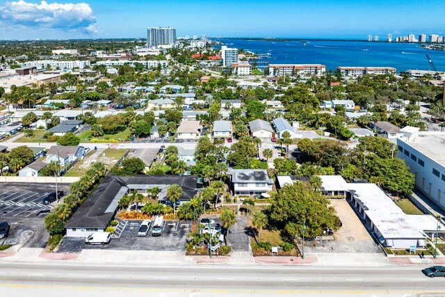 186 E Blue E Heron Blvd, Riviera Beach, FL 33404
