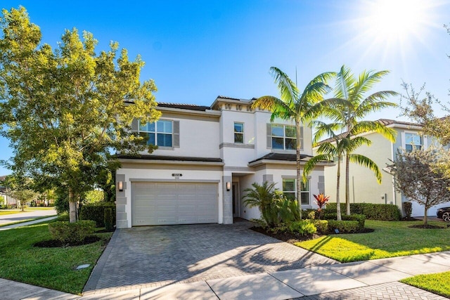 view of front of property featuring a garage