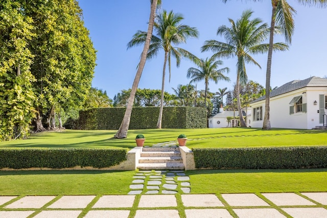 exterior space featuring a yard