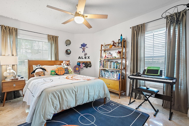 bedroom with ceiling fan