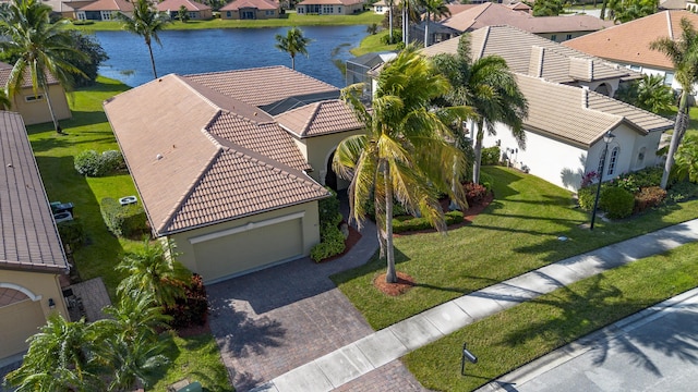 bird's eye view featuring a water view