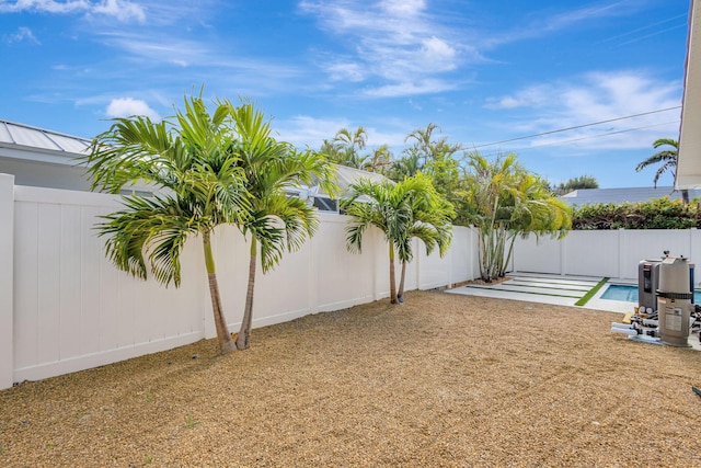 view of yard with a patio area