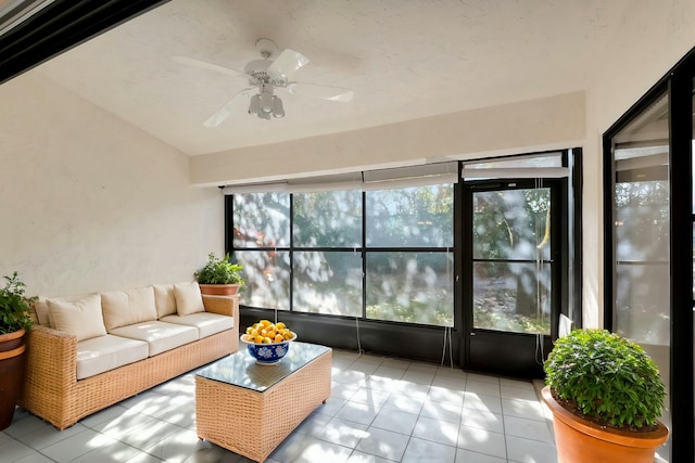 sunroom / solarium with ceiling fan