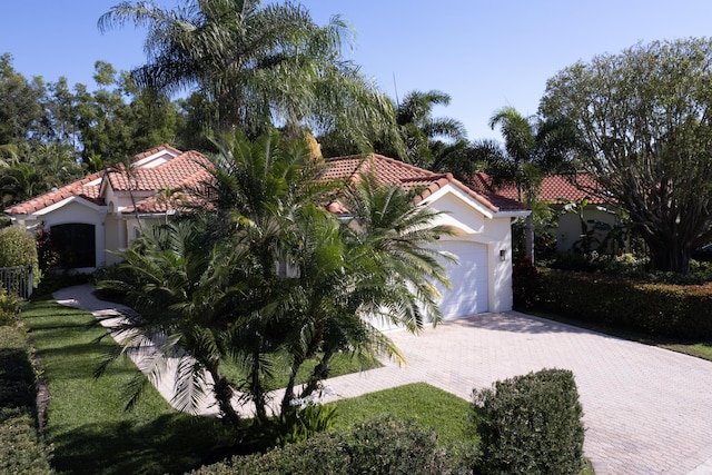 view of front of house with a garage