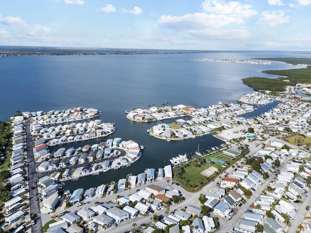 bird's eye view with a water view