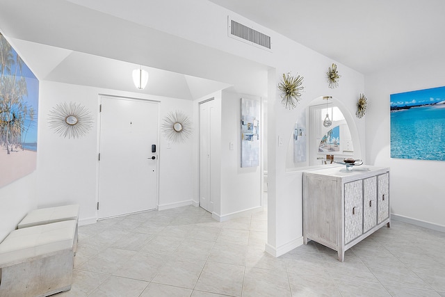 foyer featuring sink