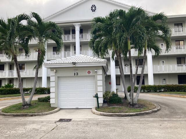 view of building exterior