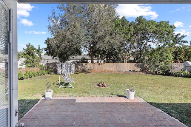 view of yard with a patio