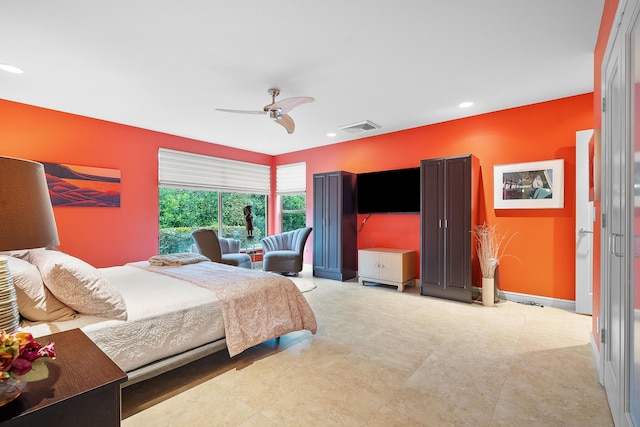 bedroom with ceiling fan