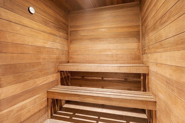 view of sauna / steam room