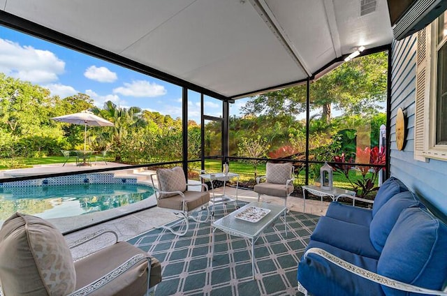 view of sunroom / solarium