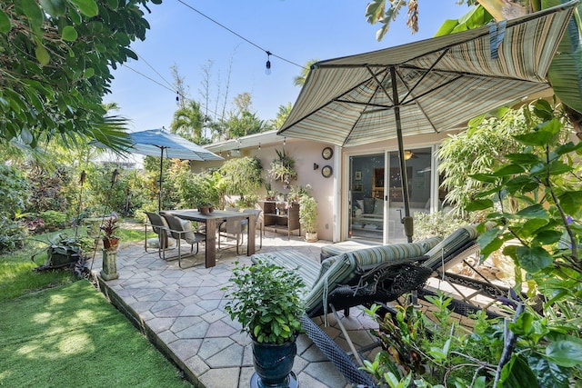 view of patio / terrace with outdoor dining area