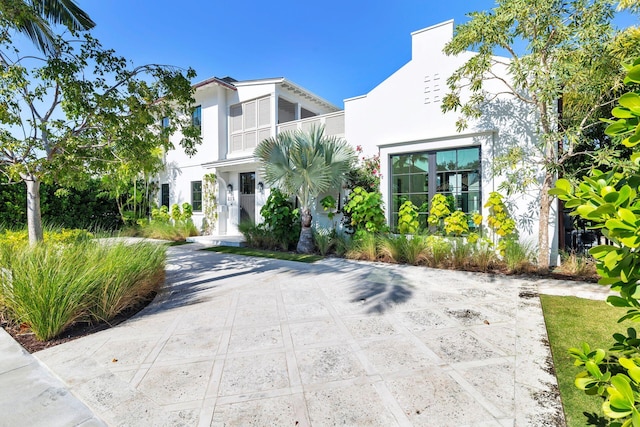 view of front of house featuring stucco siding