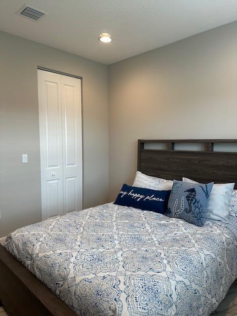 bedroom with a closet