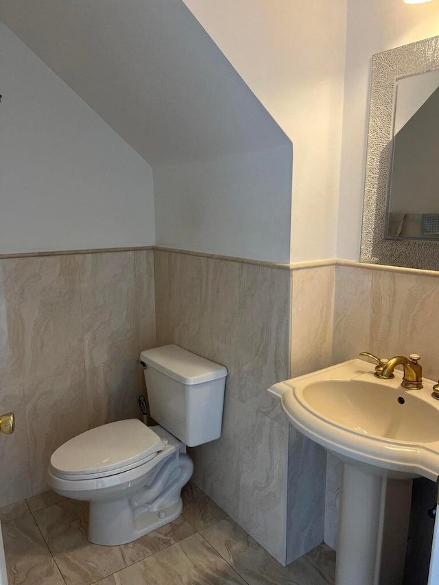 bathroom featuring toilet